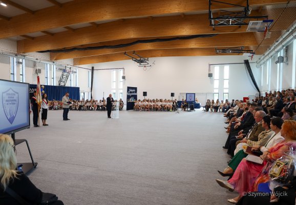 Jedynka łączy pokolenia! Jubileusz 90-lecia Publicznej Szkoły Podstawowej nr 1 w Grójcu